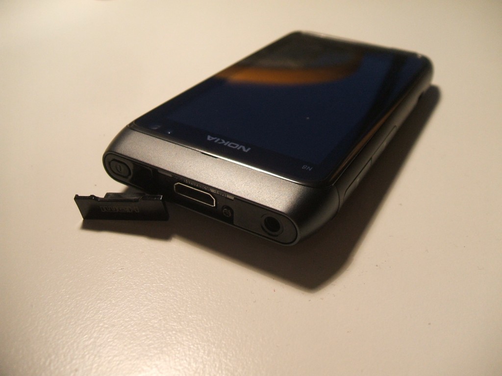 Nokia N8