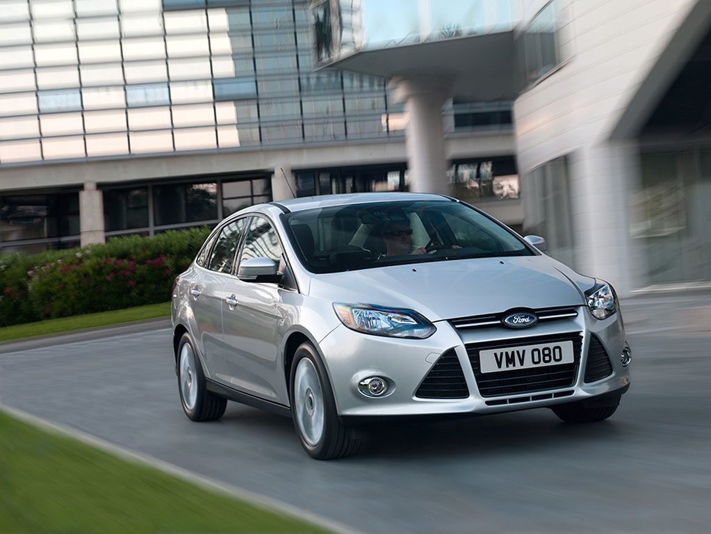 AllNewFordFocus-4-Door-005