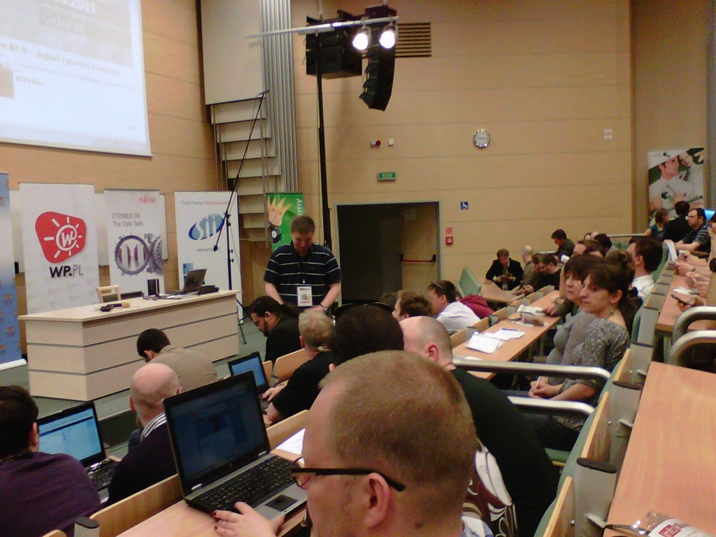IMG00010-20110512-0915
