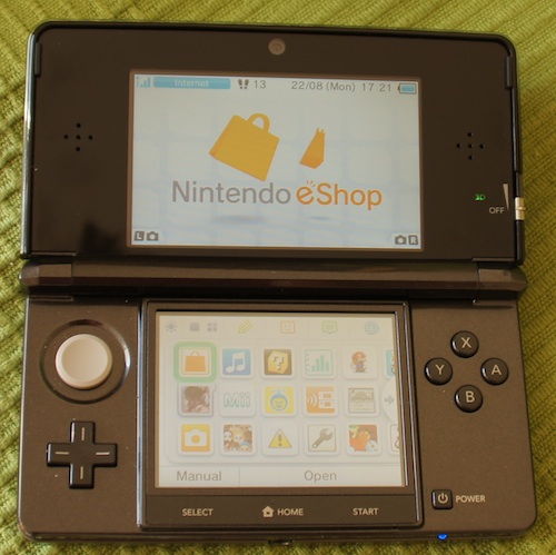 Nintendo_3DS_1