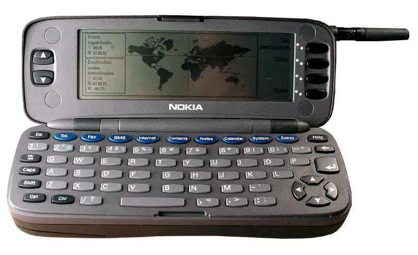 nokia-9000i-communicator-713943 