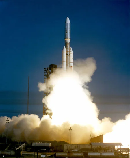 Titan_3E_with_Voyager_1 