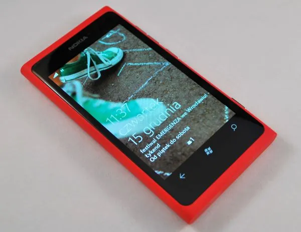 on lumia 800