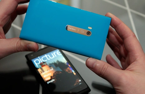 lumia900tyl