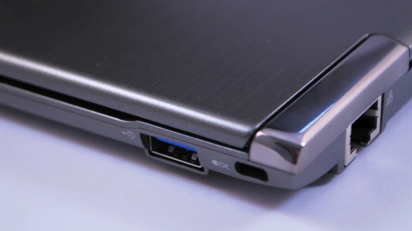 toshiba z830