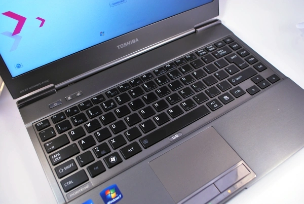 toshiba z830