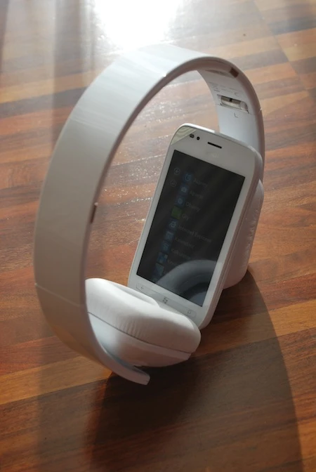 lumia7004