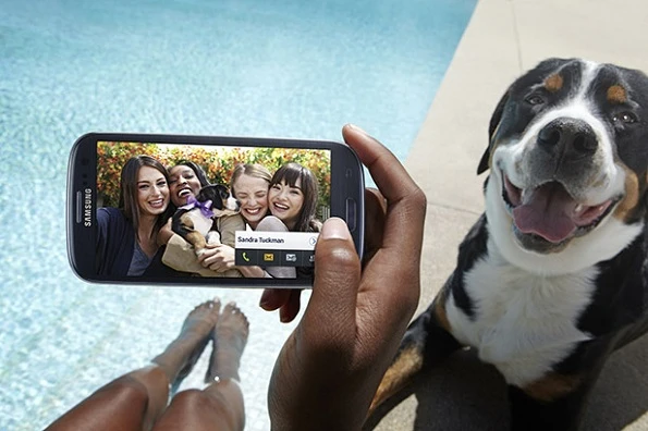 Samsung-Galaxy-III-Buddy-Photo-Share