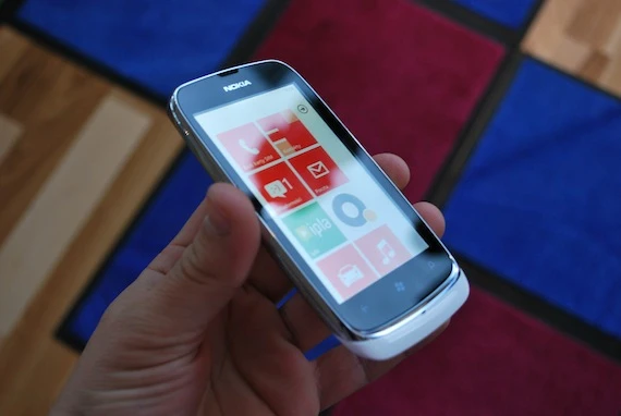 lumia 610.aJPG 