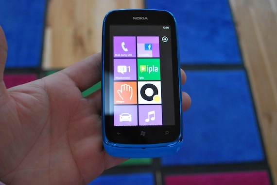 lumia 610g 