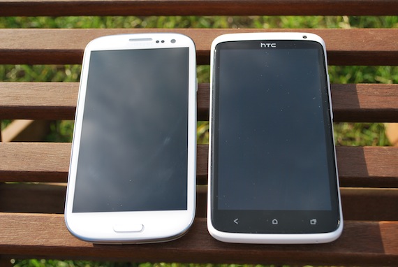 htc one x vs galaxy s3, g class="wp-image-48896"