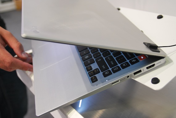LG Z350, 3