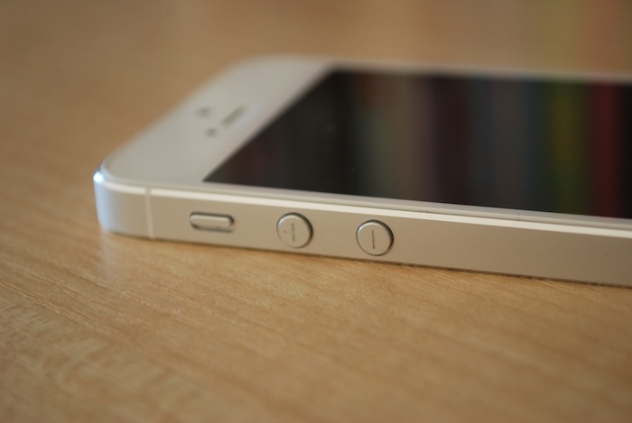 class="wp-image-63167" title="iPhone 5, a"