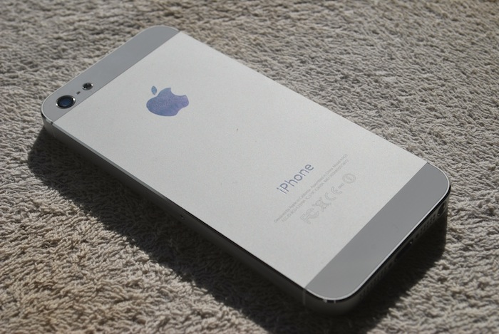 class="wp-image-63172" title="iPhone 5, f"