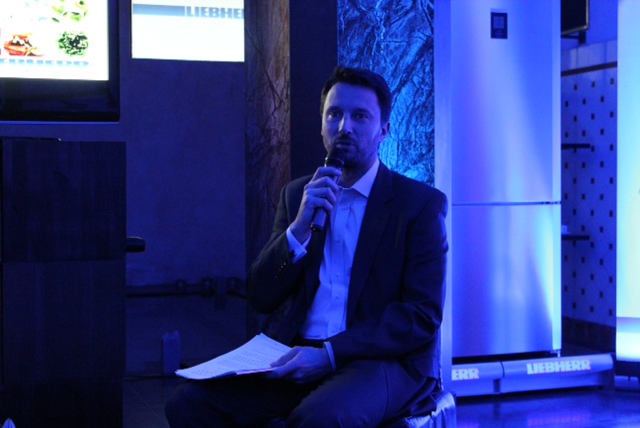  class="wp-image-67063" title="Liebbher-konferencja-1" 