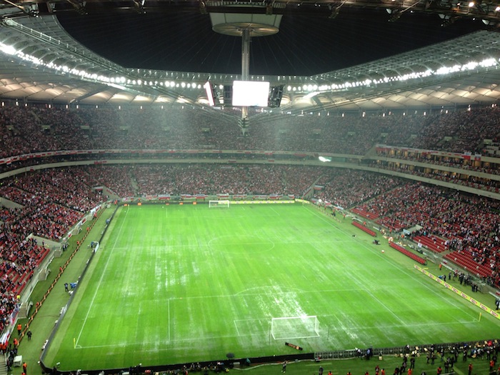 class="wp-image-66754" title="Murawa na stadionie narodowym mecz polska - anglia"
