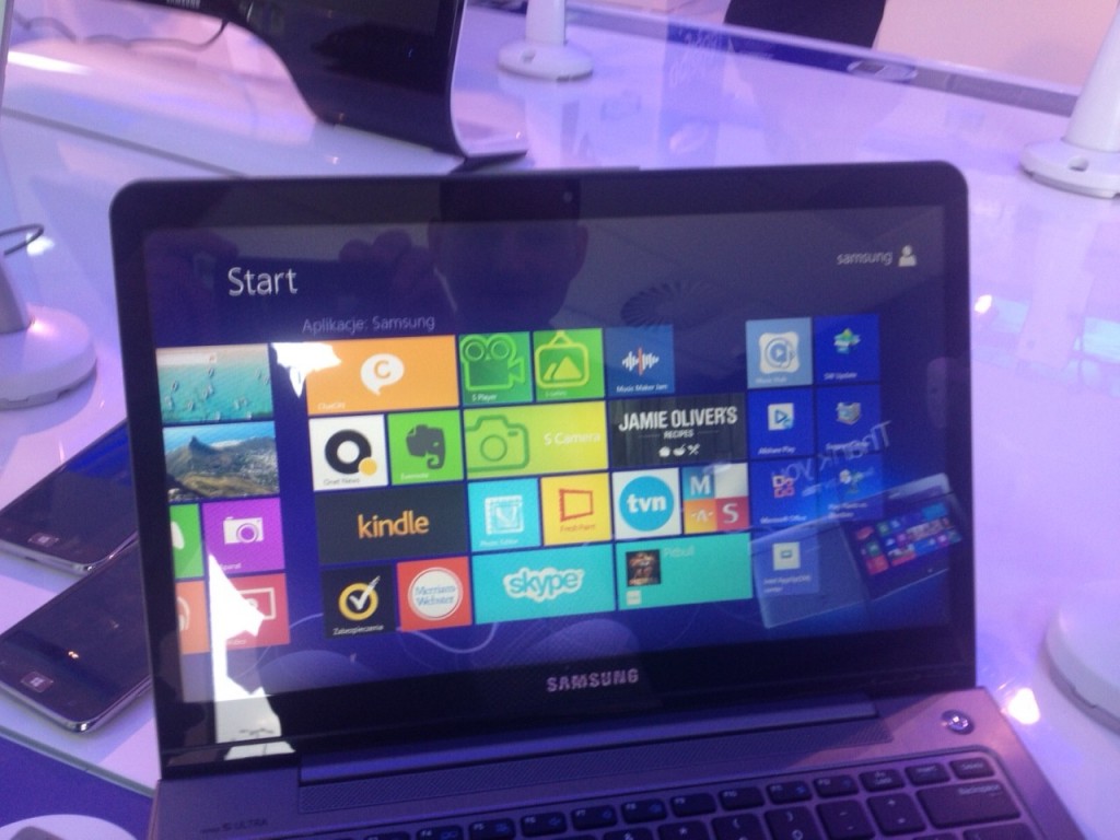  class="wp-image-67839" title="Samsung-Windows-8-foto-3" 