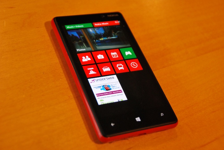 Windows Phone 8 Spider’s Web tile