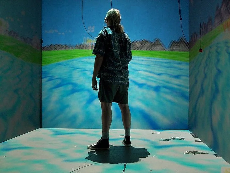 Cave Automatic Virtual Environment at EVL, University of Illinois at Chicago – wikipedia.org