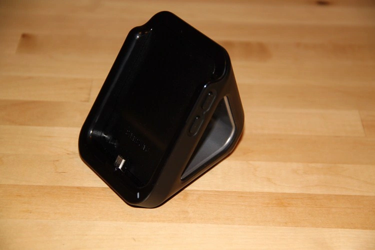 Samsung Galaxy S II, Stacja dokująca 