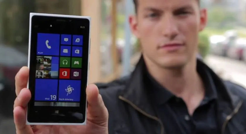 Zamien-telefon-na-Nokia-Lumia-z-Windows-Phone-8-aparat-fotograficzny