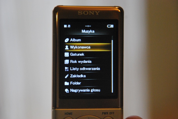 class="wp-image-84753" title="Sony Walkman NWZ-747, 12"