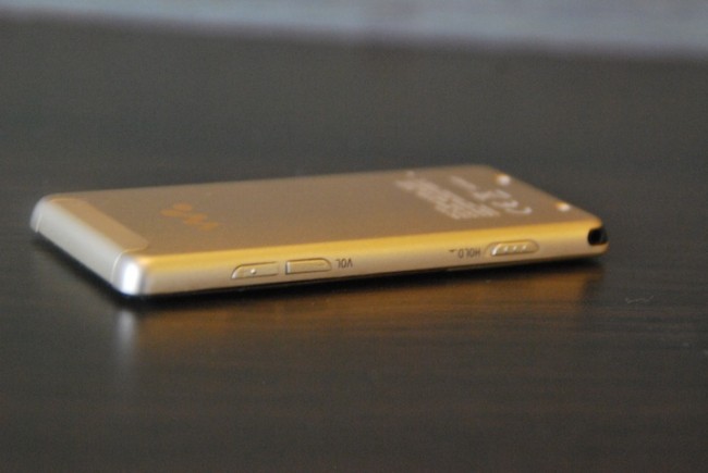 Sony Walkman NWZ-747, 3
