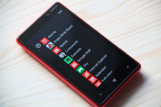 Nokia Lumia 820 (11) class="wp-image-88040"