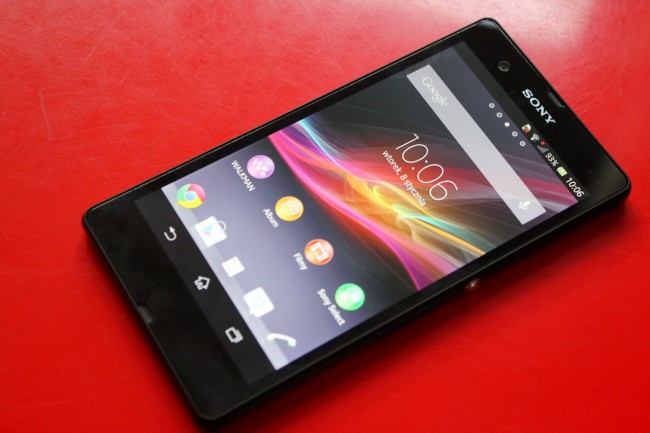 Xperia-Z-Sony-Polska-2 class="wp-image-87365" 