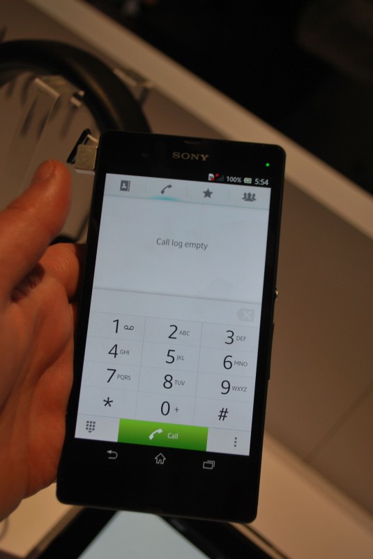 sony xperia x, 15 class="wp-image-86987"