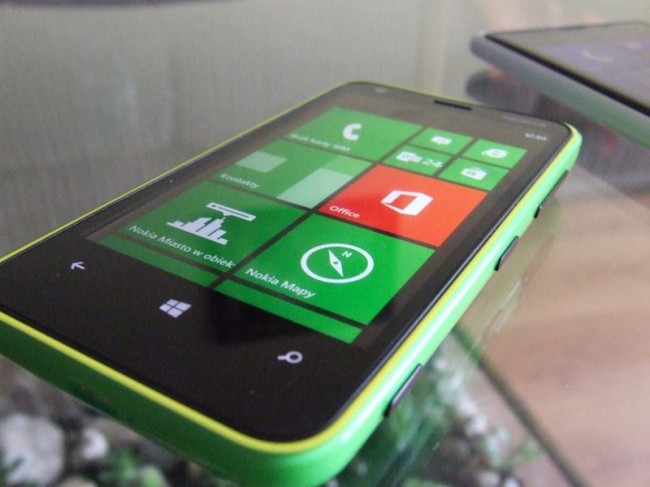 Nokia Lumia 620 54