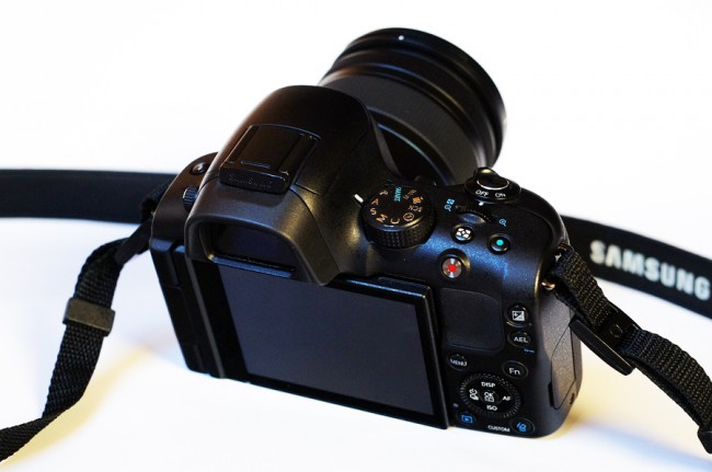 Samsung NX20