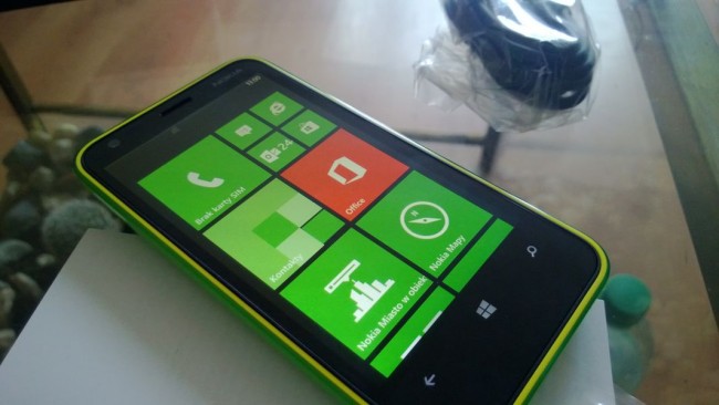 Nokia Lumia 620 class="wp-image-99705" 