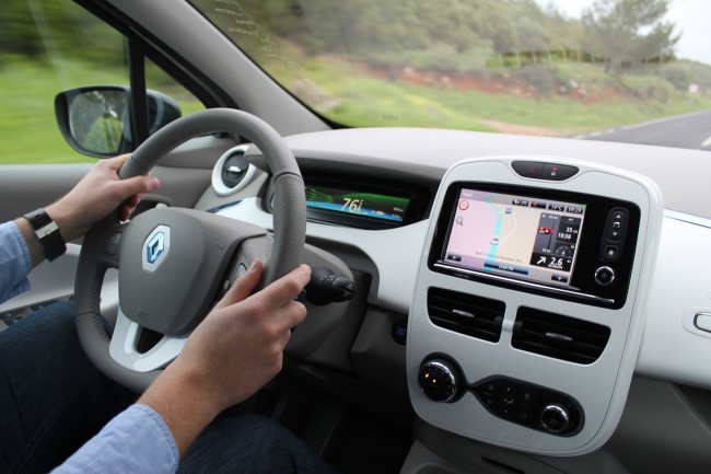 R-link Renault ZOE 3 class="wp-image-102161" 