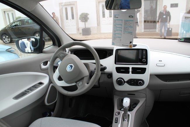 R-link Renault ZOE 4 class="wp-image-102162" 