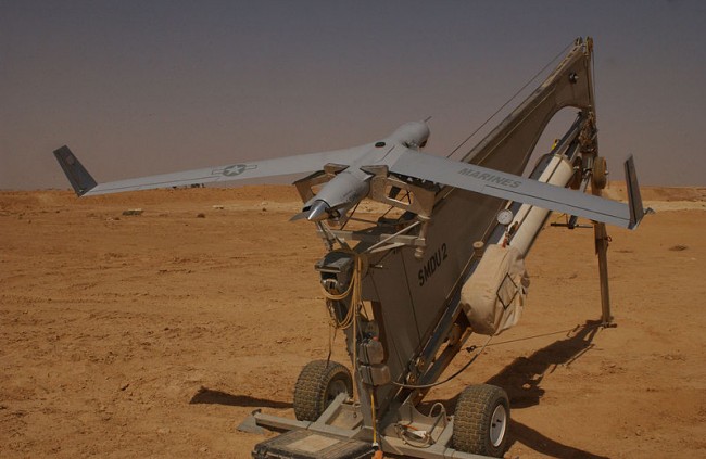 ScanEagle_UAV_catapult_launcher_2005-04-16 class="wp-image-104619" 