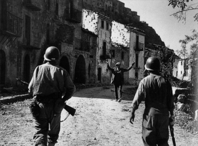 robert capa fotografia wojenna 