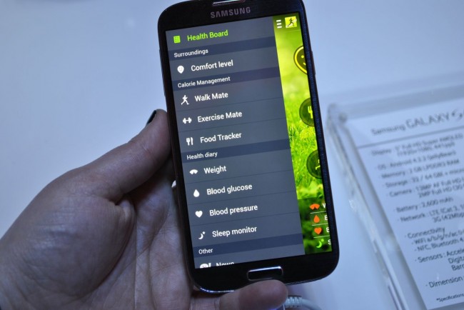 https://ocs-pl.oktawave.com/v1/AUTH_2887234e-384a-4873-8bc5-405211db13a2/spidersweb/2013/03/samsung-galaxy-s-4-85-650x434.jpg