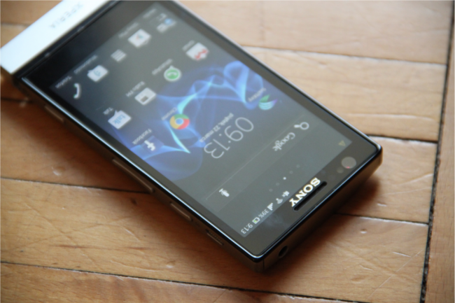 sony xperia p 5 class="wp-image-103868" 
