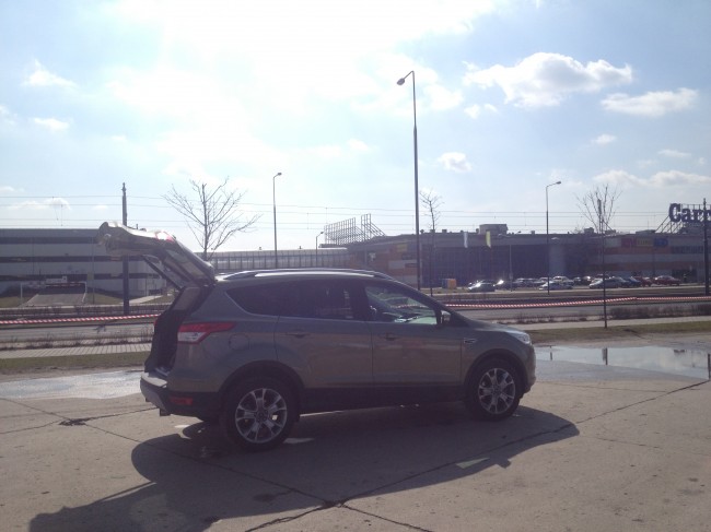 FORD KUGA FB 7 class="wp-image-108478" 