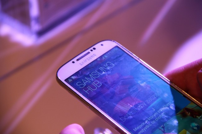 samsung-galaxy-s4-samsung-hub 