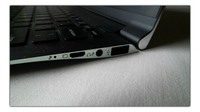samsung-series-9-porty-prawe-porty