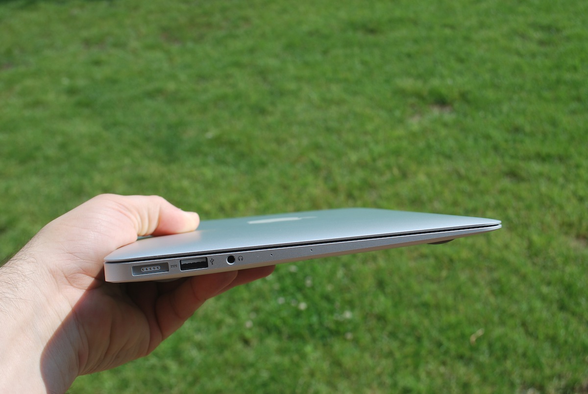 MacBook Air, 11, mid-2013, 3 class="wp-image-125058"