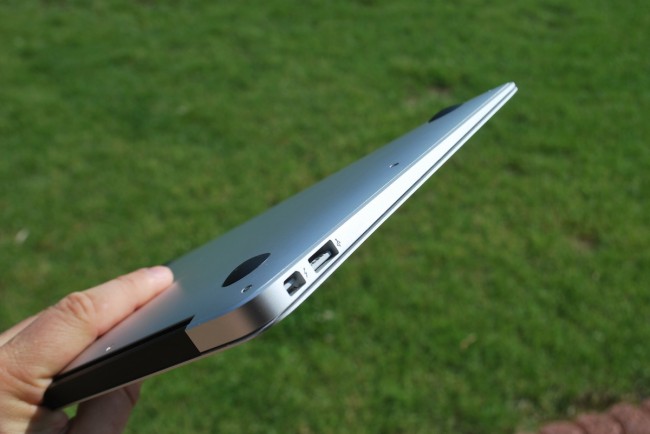 MacBook Air, 11, mid-2013, 4 class="wp-image-125059" 
