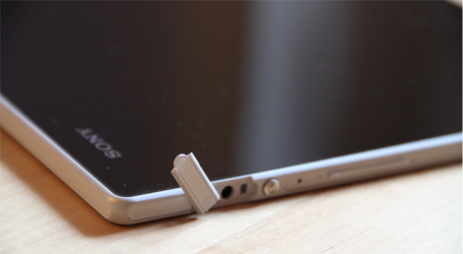 Sony Xperia Tablet Z 7 – boki