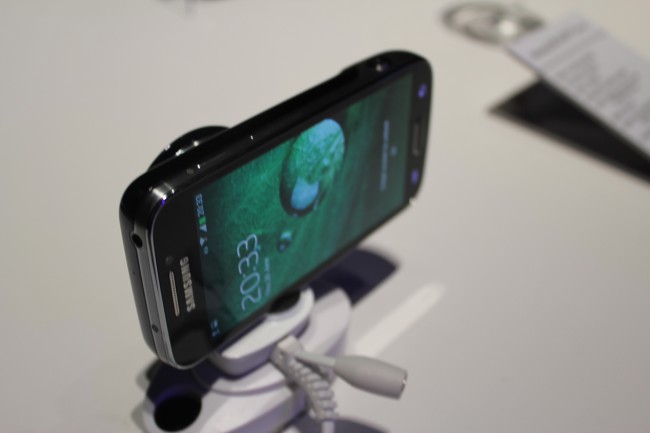 S4 zoom