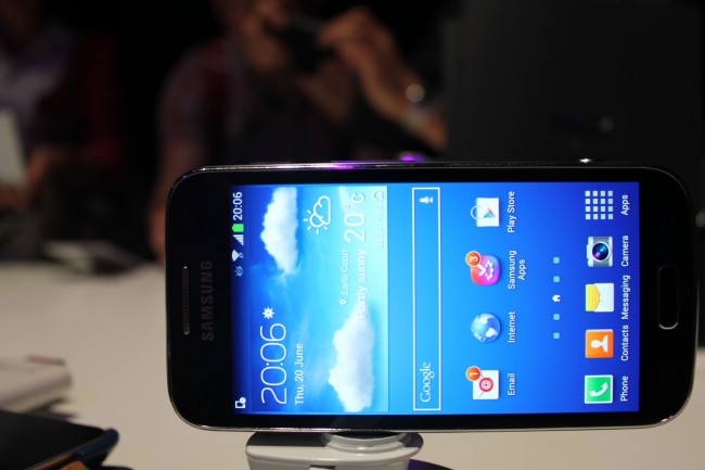 S4 zoom