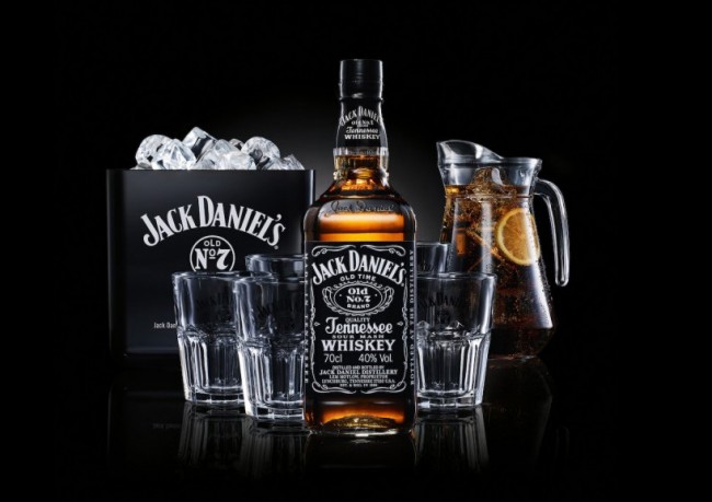 render-3d-03-whisky