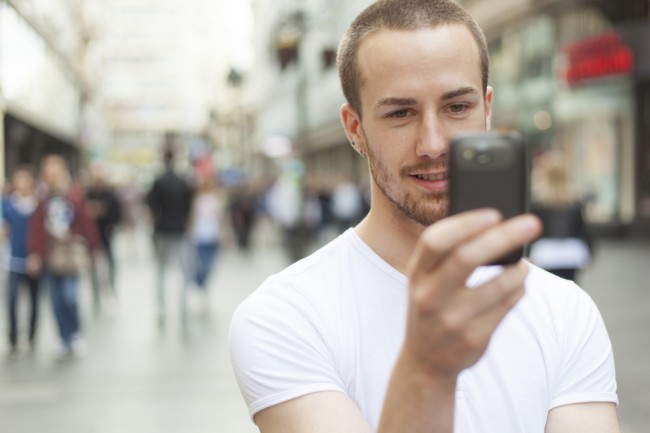 smartfony zabijają wspomnienia