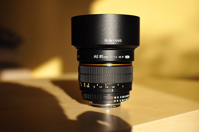 Samyang-85mm-04